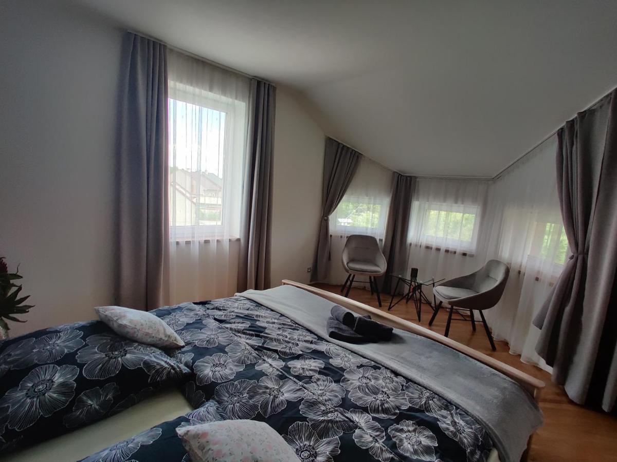 Apartmány V Našem Olomouc Esterno foto