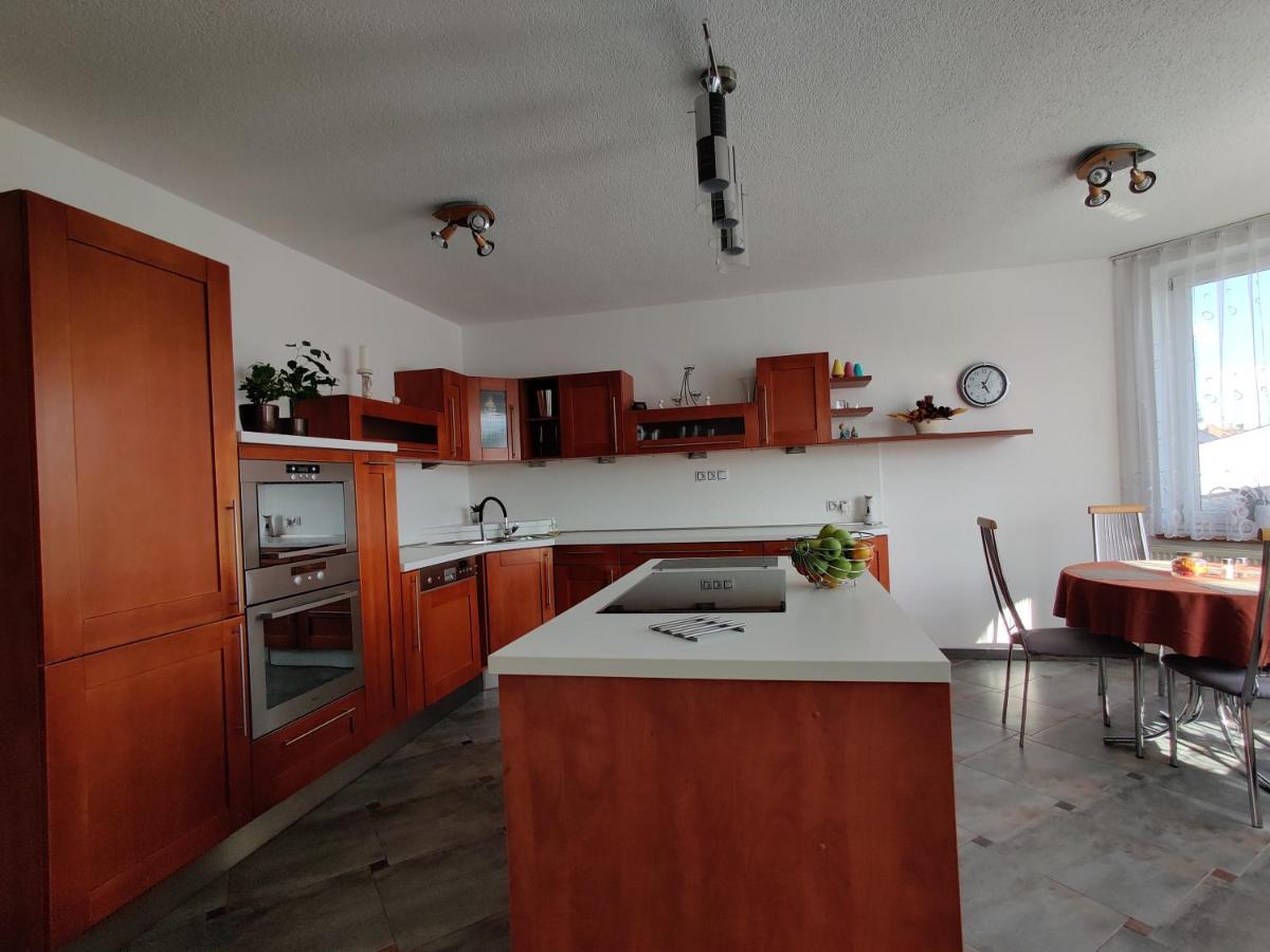 Apartmány V Našem Olomouc Esterno foto